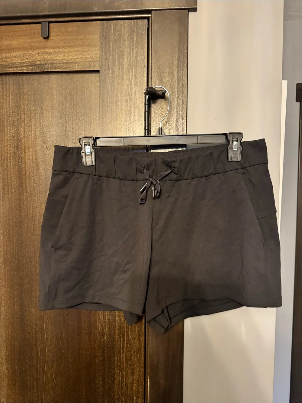 Lululemon On the Fly Short 2.5